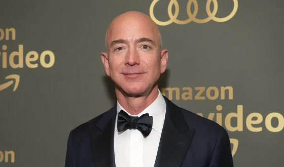 Dünyanın En Zengin İnsanlarından Biri Jeff Bezos Lüks Yatıyla Bodrum’da!