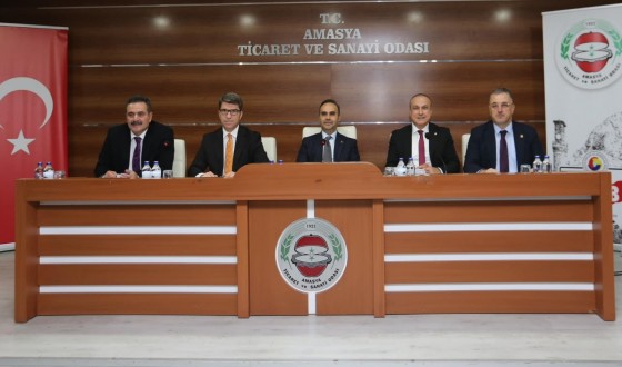 Bakan Kacır Amasya’da İş Dünyasıyla Buluştu